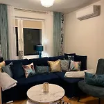 Comfort Zone Duplex 아파트