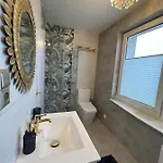 Comfort Zone Duplex 아파트 *