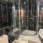 아파트 Comfort Zone Duplex 오스트로다