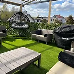 Comfort Zone Duplex 아파트 오스트로다