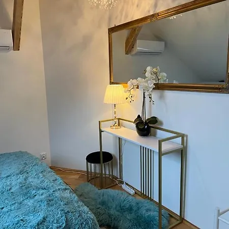 Comfort Zone Duplex Apartment *