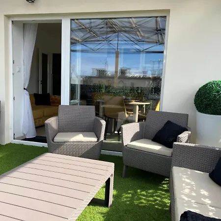 Comfort Zone Duplex 아파트