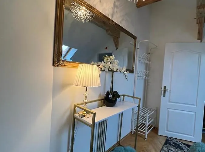 Comfort Zone Duplex Apartment *