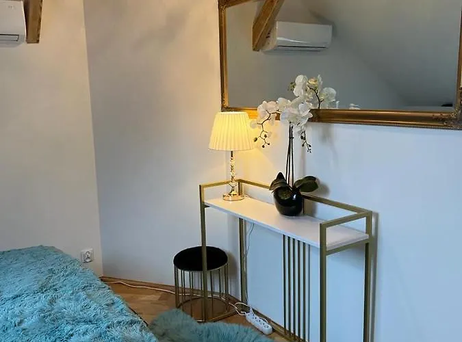 Comfort Zone Duplex Apartment *